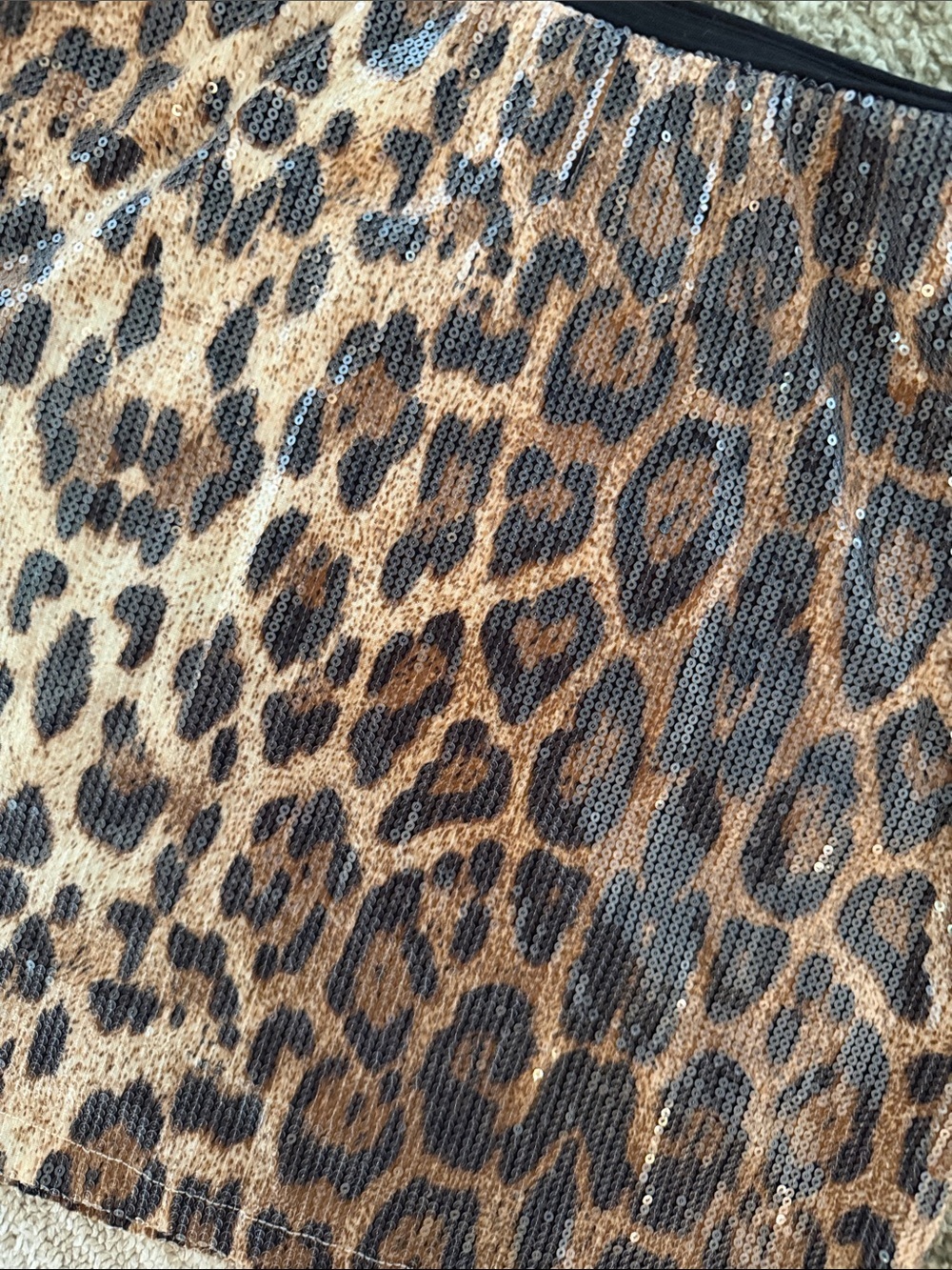 Vero Moda Leopard Print Mini Skirt in Brown and Black - Picture 3 of 3